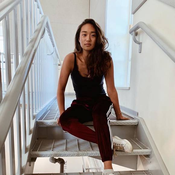 Meet your Posher, Isabelle - Picture 1 of 1